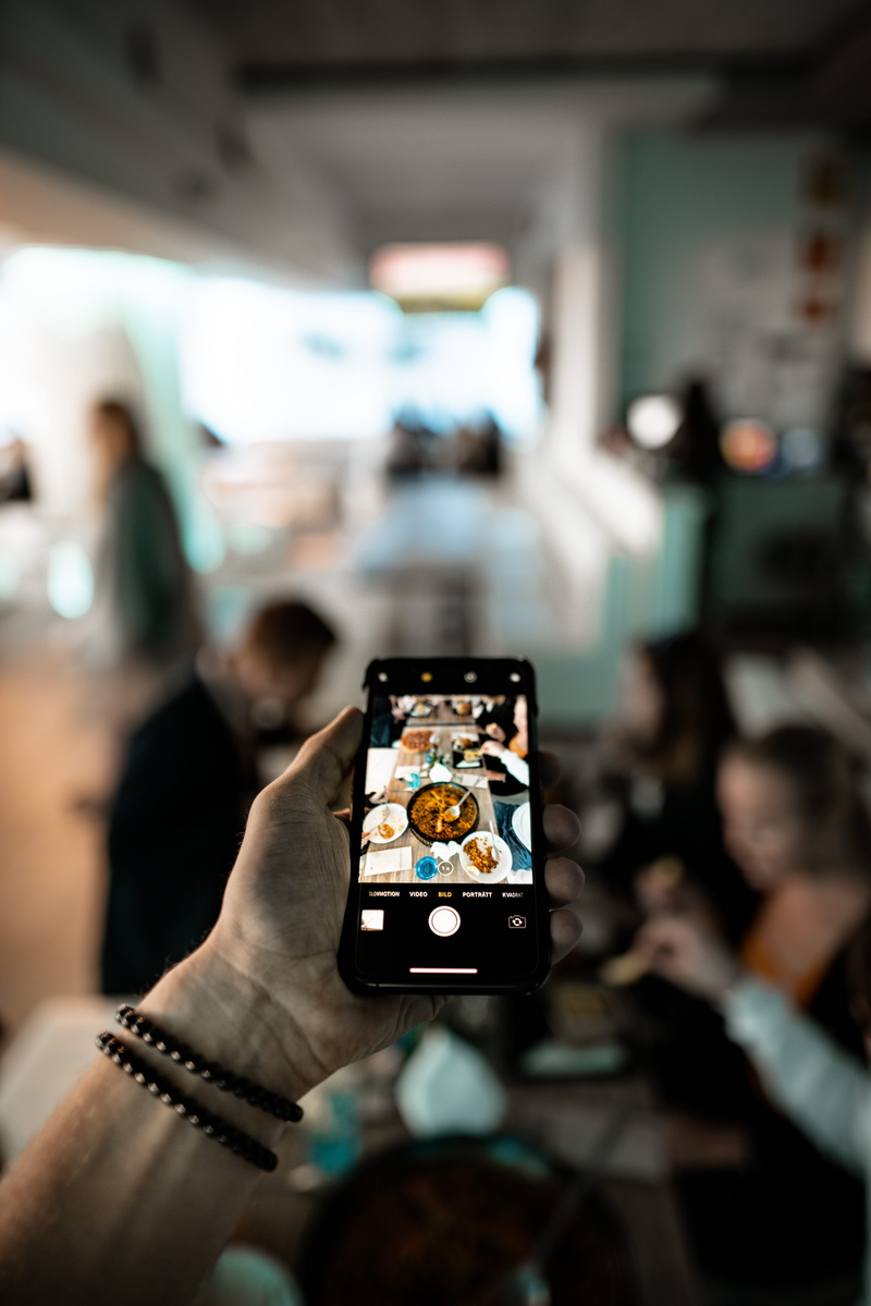portable information device, connection, valencia, device screen, selfie, space, human hand, technology, photography themes, food, filming, application