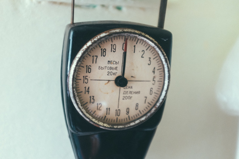 scale, old, background, fashioned, dial, balance, rusty, gauge, measurement, instrument of measurement, soviet, weigh, still life, technology, metal, russian