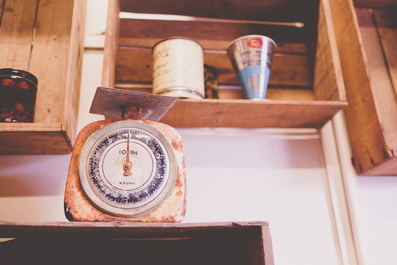 tool, close-up, architecture, nutrition, measurement, antique, history, measuring, weighing, equipment, clock, home, scale, weight, chair, focus on foreground