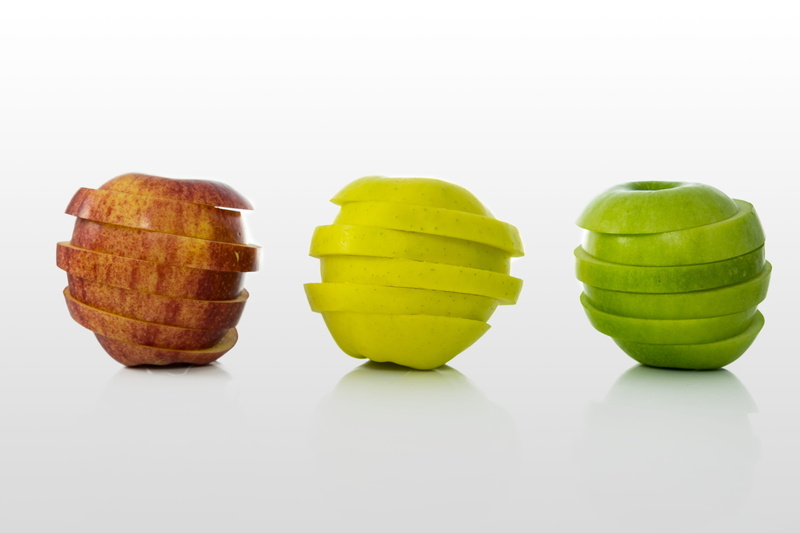 eat, vegan, healthy lifestyle, freshness, digital composite, 5K, brown, green color, choice, apples, three, studio shot, close-up, kernobstgewaechs, vegetarian