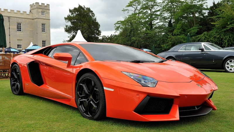 1080P, comparison, day, no people, nature, orange color, sports car, red, outdoors, convertible, land vehicle, motor vehicle, mode of transportation, architecture