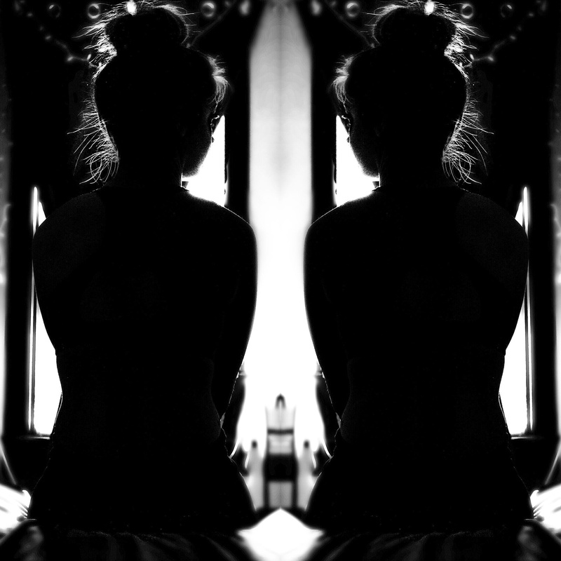 day, incidental people, sadness, architecture, lifestyles, two people, guilt, anxiety, people, indoors, representation, rear view, focus on foreground
