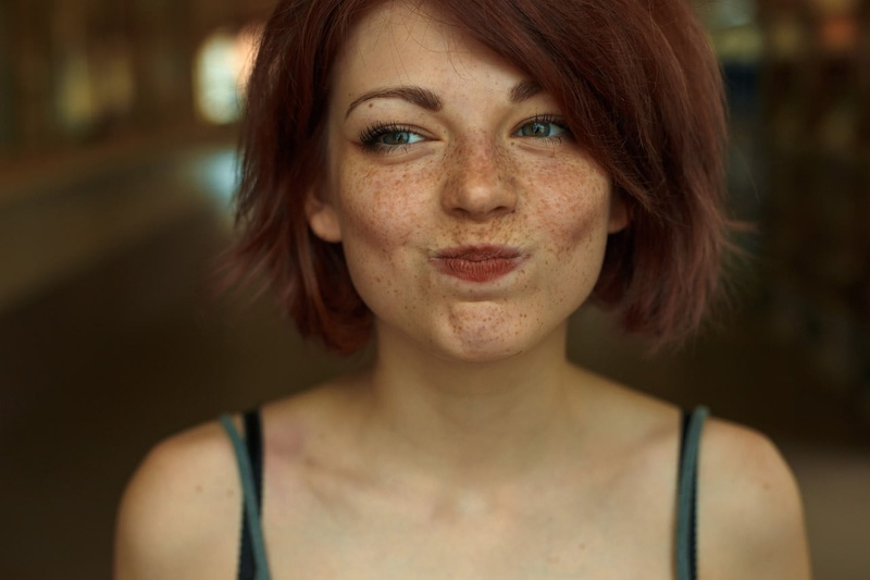 contemplation, headshot, freckle, young adult, green eyes, young women, looking at camera, front view, freckles, redhead, beauty, adult, women, brown hair