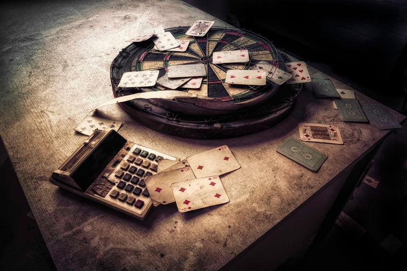 Darts, calculator, urban exploration, 1080P, gray, The Gambler, playing cards, printing
