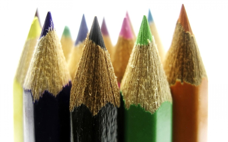 green Color, pens, education, studio shot, variation, yellow, indoors, backgrounds, sharpened, white background, pencil, colored pencil, colors, choice