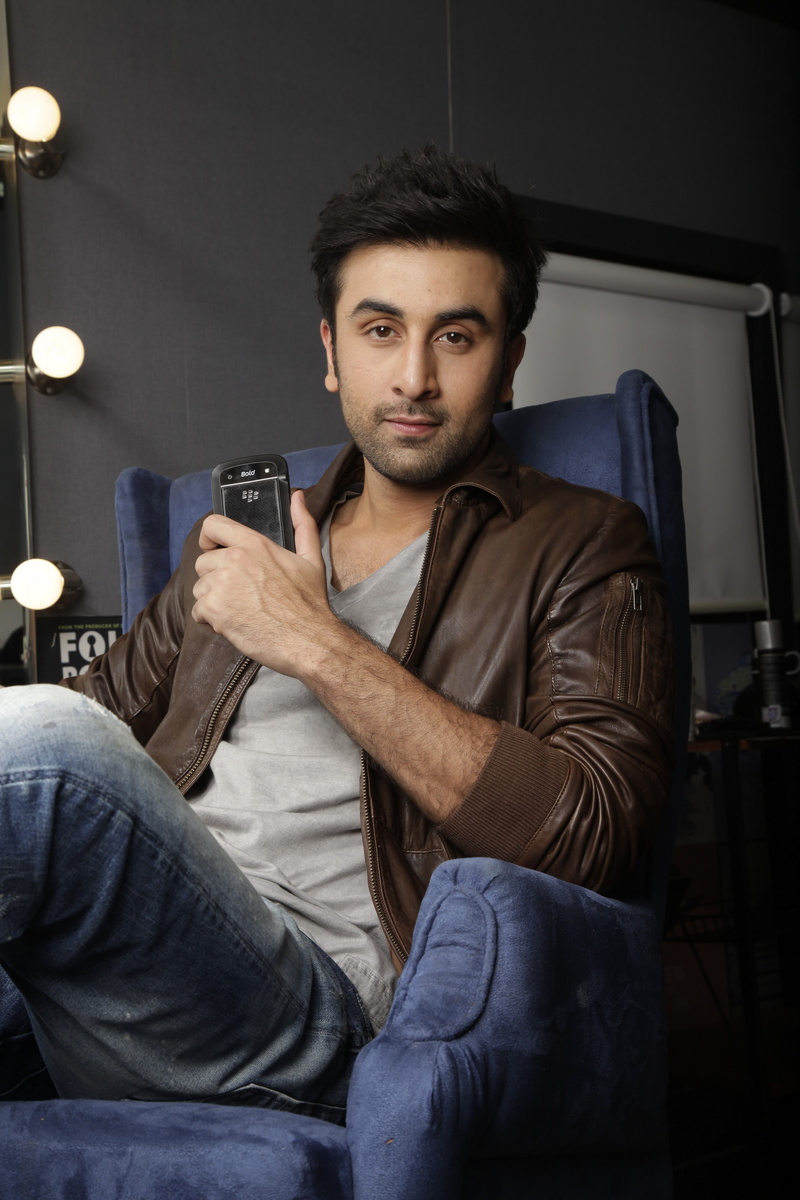 bold, photoshoot, blackberry, 2K, ranbir, kapoor