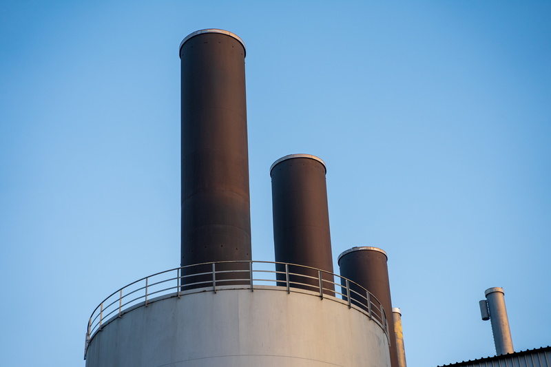 brown coal, alloy, exhaust gases, industrial plant, steam, fuel storage tank, coal fired power plant, built structure, no people, cooling tower, clear sky