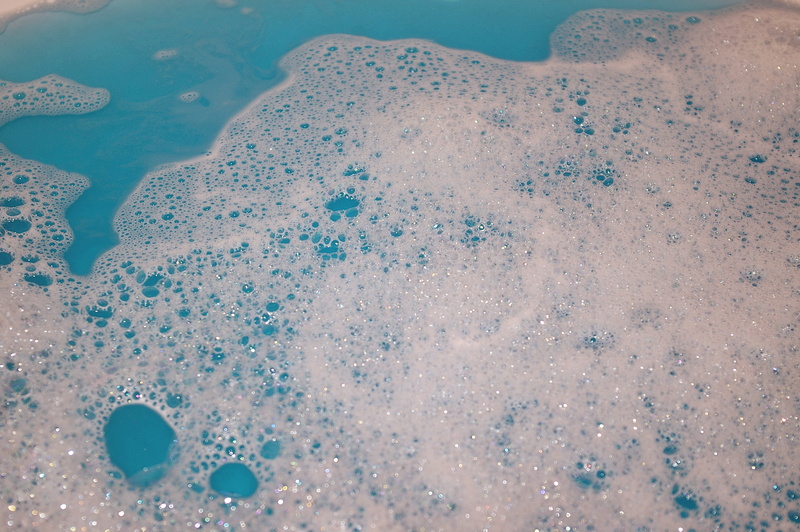 pattern, abstract backgrounds, frothy, water, swim, no people, close, soap bubbles, fragrance, clean, mood, bath water, bath, nature, full frame, bubble