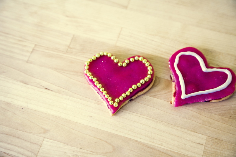 table, unhealthy eating, valentines day - holiday, cookie, emotion, baked, top, still life, love heart, heart, food, no people, candy heart, wood grain