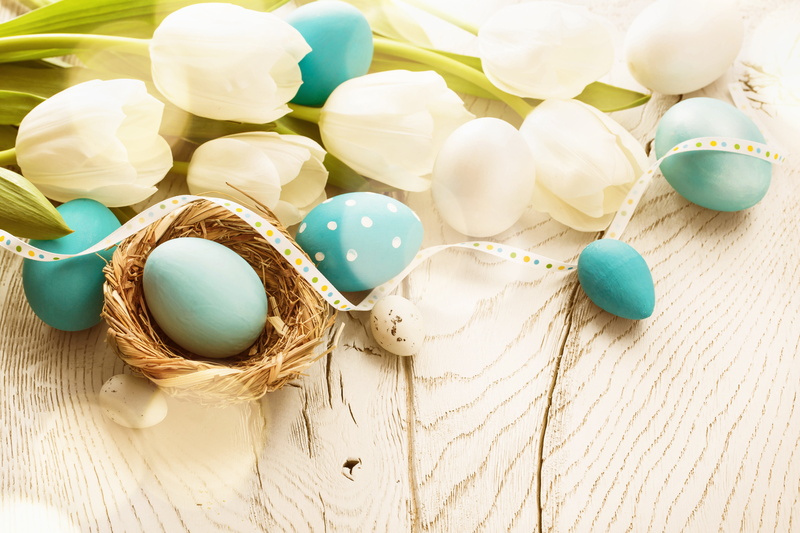 Happy, wood, flowers, tulips, 5K, spring, eggs, decoration, the painted eggs, Easter, hearts