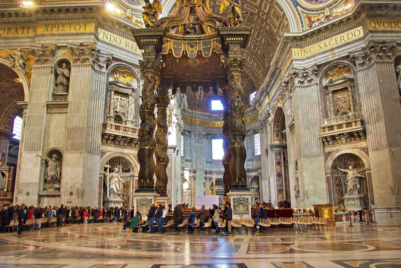 place of worship, travel destinations, building, women, travel, architectural column, rome, group of people, arch, crowd, spirituality, saint peters in rome