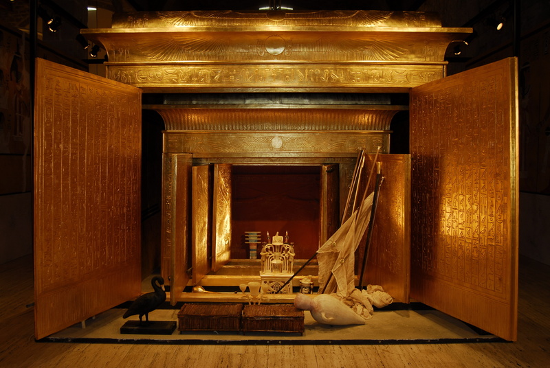 travel destinations, empty, Egypt, absence, illuminated, wood, hotel, architectural column, 4K, lighting equipment, seat, table, architecture, luxury