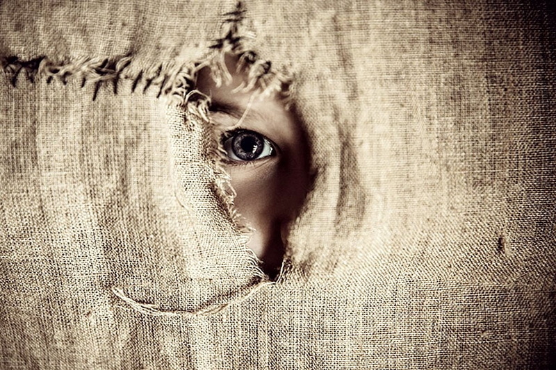 adult, women, looking at camera, portrait, children, lifestyles, young women, one person, mystery, eye, young adult, human face, eyes, front view, human