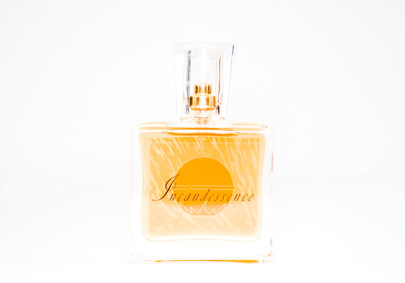 luxury, freshness, wellbeing, medicine, womens perfume, 4K, bottle, indoors, white, mens perfume, no people, glass, food, white background, isolated, drink