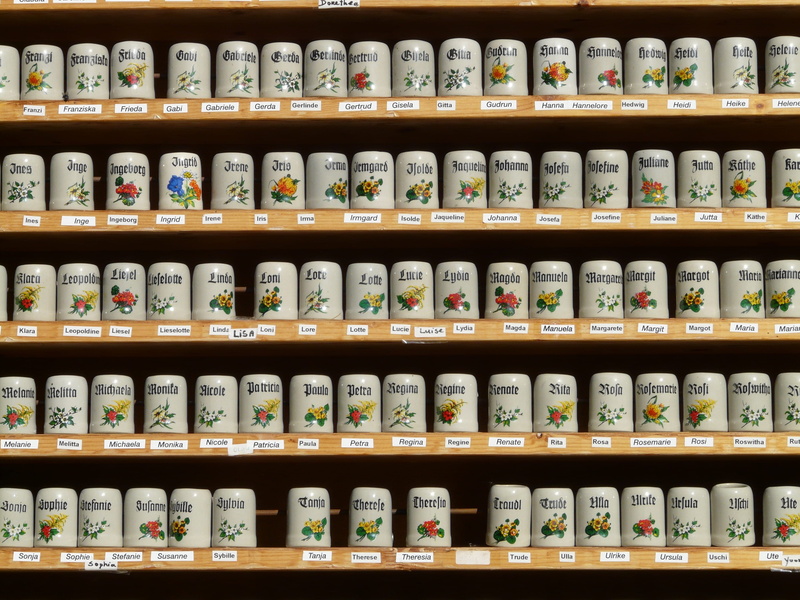 memory, variation, beer stein, for sale, indoors, beaker, shopping, bierseidel, fast, choice, retail display, large group of objects, mug, side by side