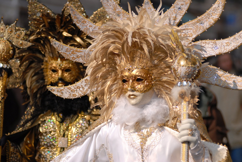 no people, human representation, representation, costume, venetian mask, photo, gold, disguise, masquerade, event, festival, Venice, white, celebration