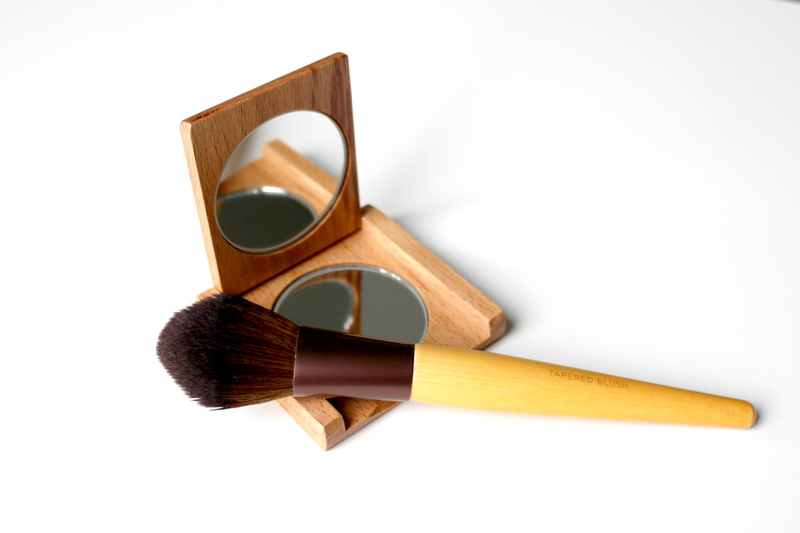 make-up brush, blush - make-up, group of objects, brown, make-up, coloured, cut out, makeup brush, copy space, 4K, white background, day, single object