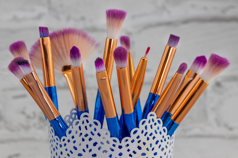 makeup, close-up, colorful, detail, make up, blue, pattern, gold, nature, no people, variation, choice, 5K, brush, mirror, paintbrush, purple, art and craft
