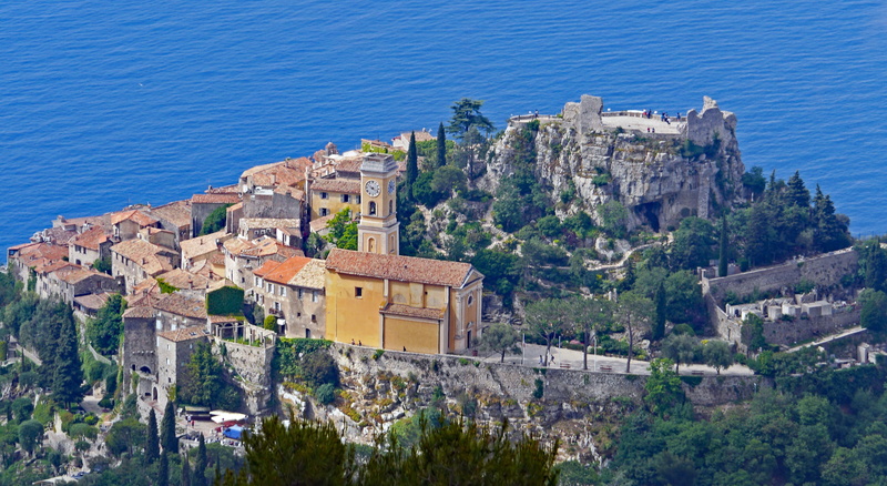 tree, day, nice, history, standing, ancient, middle ages, building, sea, éze, castle, houses, water, church, architecture, Fortress, nature, places of interest