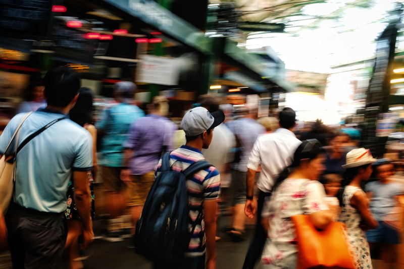 built structure, crowd, walking, real people, outdoors, borough market, lifestyles, baseball cap, colorful, adult, incidental people, 5K, street, blur