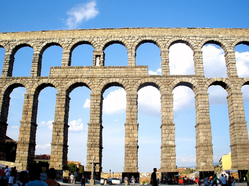 Spain, crowd, built Structure, bridge - Man Made Structure, day, arch, historical, segovia, 720P, architectural column, roman, nature, old ruin, low angle view
