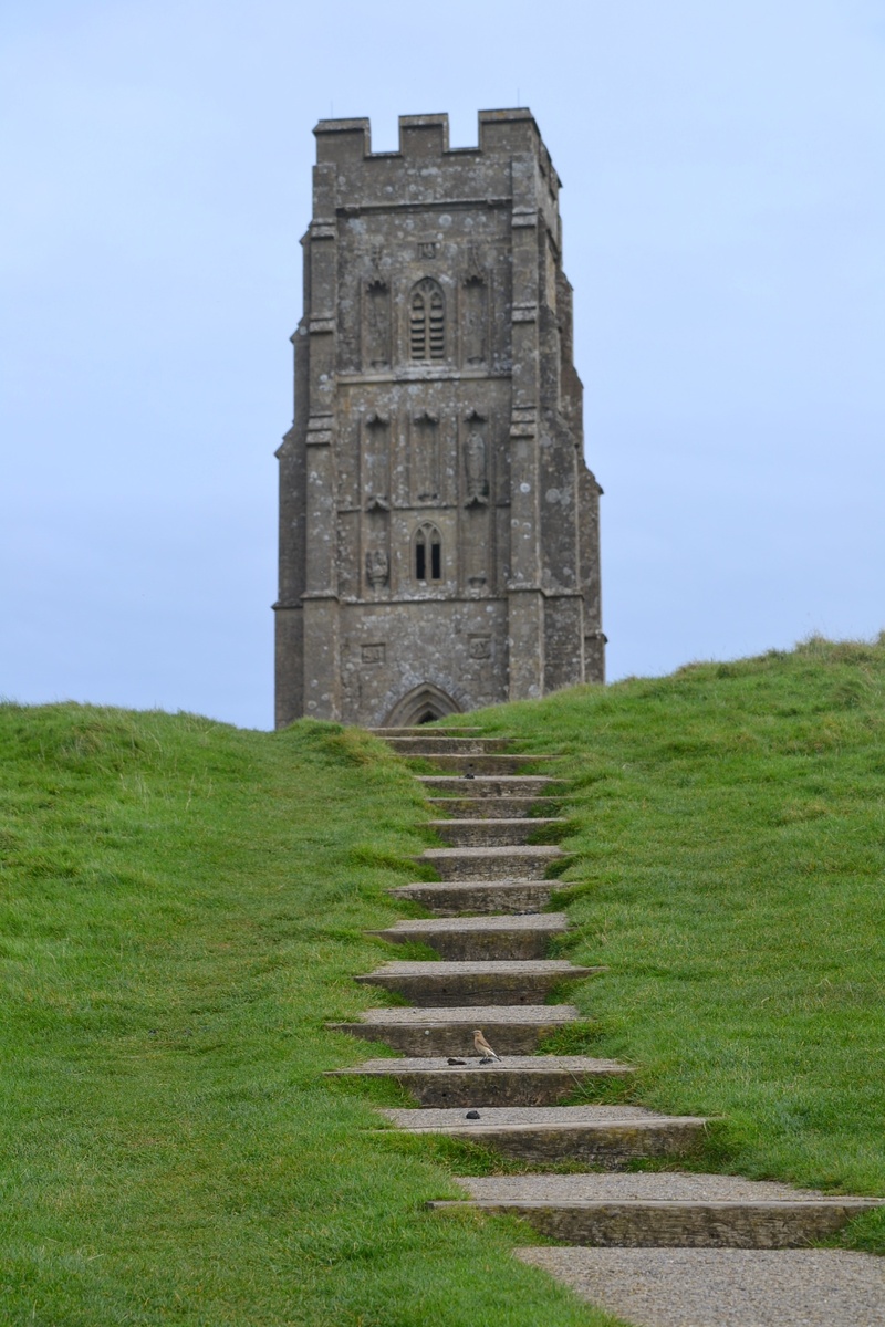 building exterior, field, sky, culture, the past, great britain, concrete, ruins, staircase, gray, landmark, land, plant, day, historical, ancient, ruined