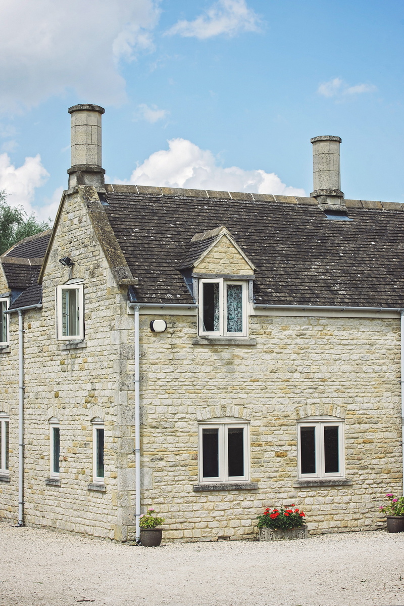 old, home, day, exterior, traditional, residential district, building exterior, cottage, House, british, outdoors, nature, roof, townhouse, wall, no people