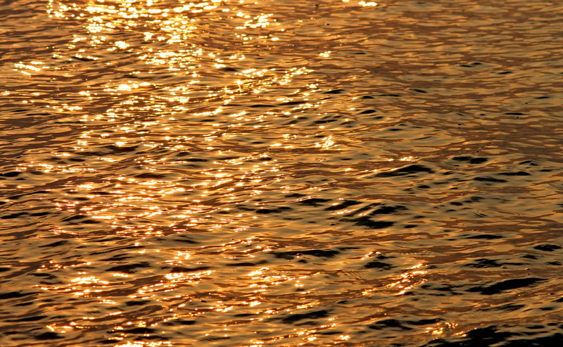 abendstimmung, sunlight, full frame, waterfront, outdoors, clean, lake, color, liquid, water surface, motion, orange, coast, evening sun, nature, rest