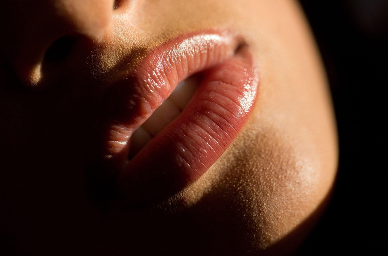 macro, s, human skin, human face, close-up, indoors, studio shot, lips, beautiful woman, black background, one person, body part, skin, portrait, beauty