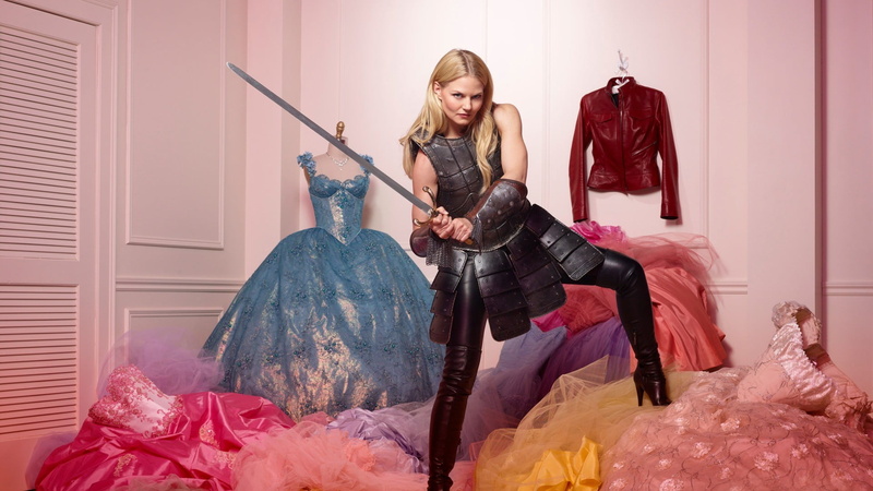 full length, fashion, beautiful woman, actress, 1080P, adult, clothing, Jennifer Morrison, real people, young women, indoors, textile, one person, Once Upon A Time