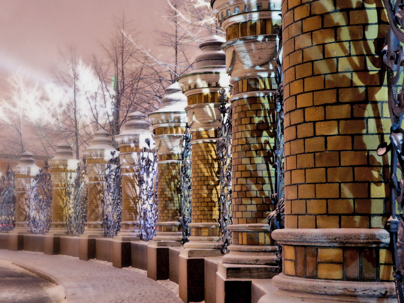 building, St.Petersburg, city, bare tree, the past, large group of objects, brick, built structure, no people, nature, architecture, the grille of Mikhailovsky garden