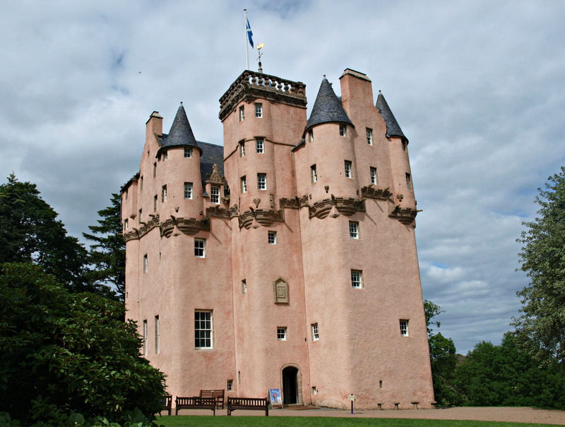 building, travel, castle, incidental people, tower, history, built structure, sky, scottish, fortress, the past, nature, historic, architecture, tourism