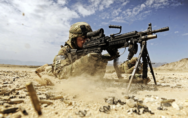 security, weapon, army, government, nature, conflict, illustration, M249 SAW, sleeve, black, soldier, day, military, firing, shooting, machine gun, special forces