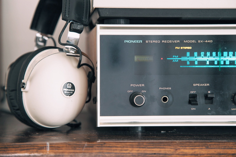 fuel and power generation, knob, headphones, equipment, control, western script, black color, flooring, audio equipment, stereo, technology, pioneer, text
