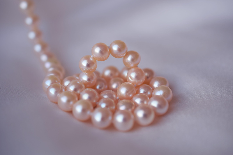close-up, wedding, no people, elegance, colored background, selective focus, abundance, luxury, bead, beaded, shiny, shine, studio shot, necklace, still life