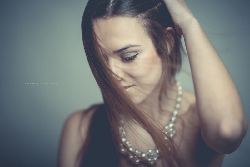 hairstyle, headshot, hair, pearls, brunette, jewelry, studio shot, portrait, beauty, one person, young women, looking, young adult, beautiful people, women