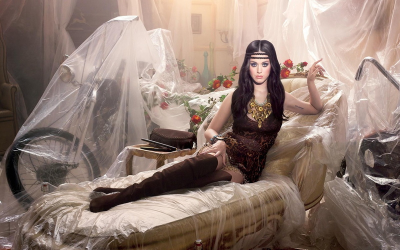 one person, wedding, lifestyles, indoors, beauty, necklace, celebrity, newlywed, veil, fashion, looking at camera, Katy Perry, clothing, 1080P, young adult