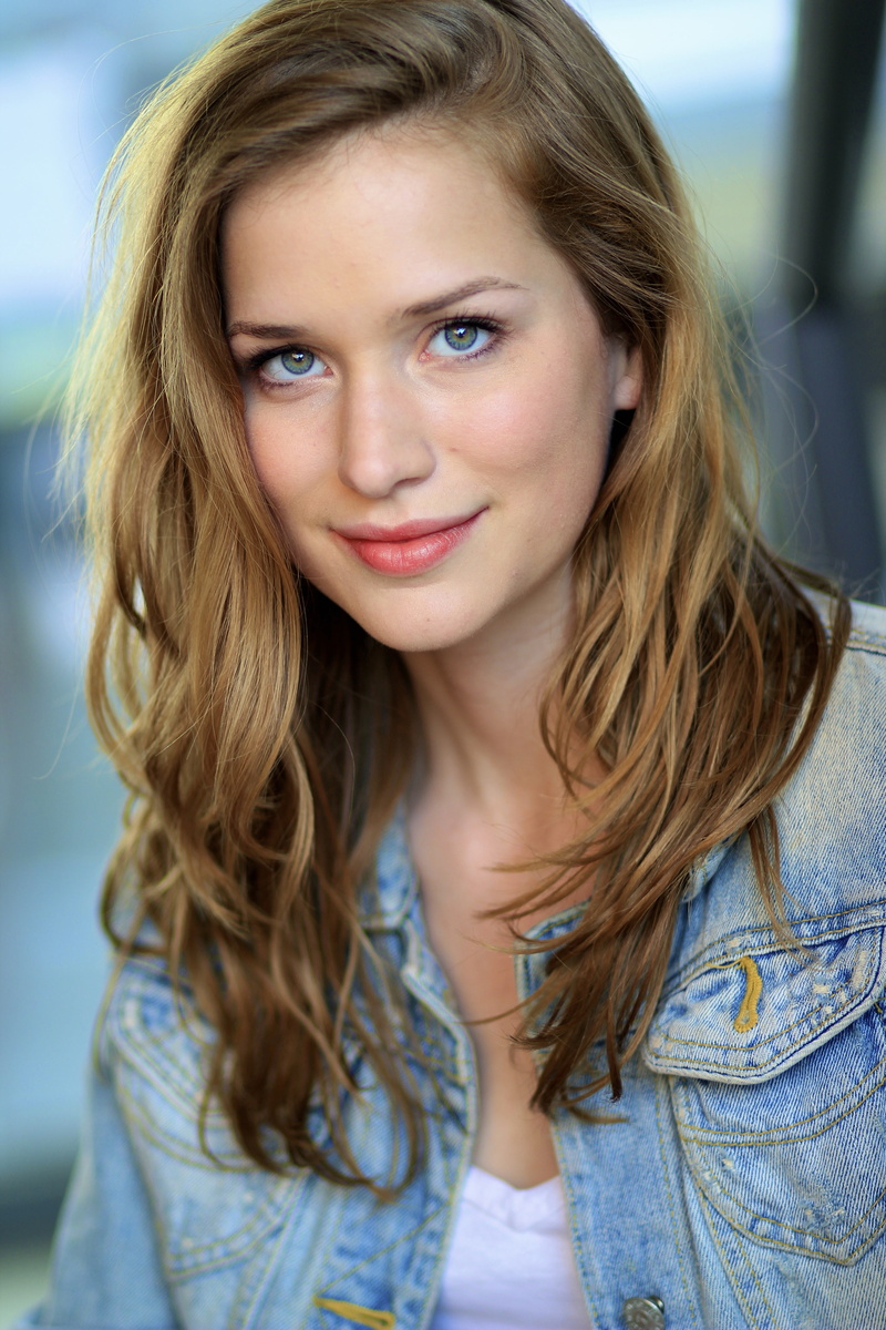 Elizabeth Lail, actress, women, 5K