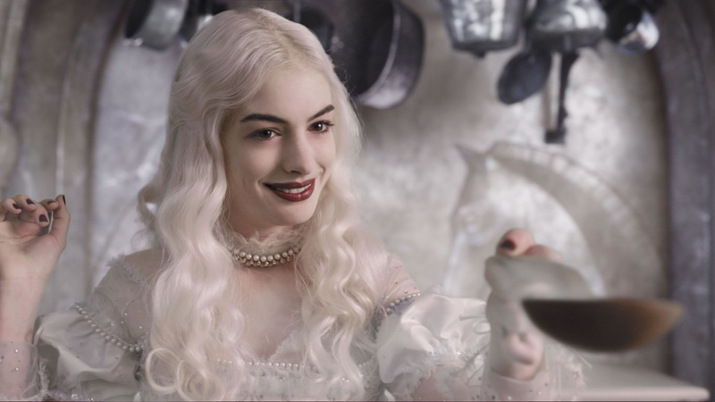 headshot, beautiful woman, hair, luxury, happiness, smiling, one person, Anne Hathaway, silver colored, blond hair, pearl jewelry, elegance, women, young women