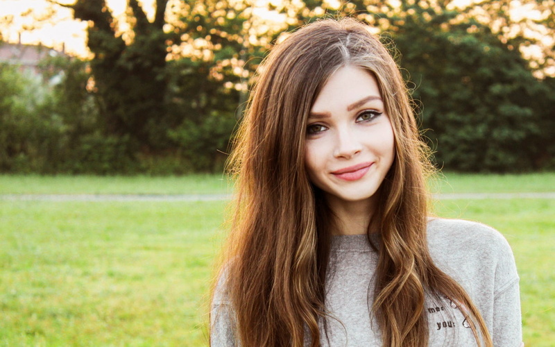 smiling, focus on foreground, grass, young adult, looking at viewer, Karina Kozyreva, teenager, happiness, beautiful woman, trees, beauty, hair, portrait