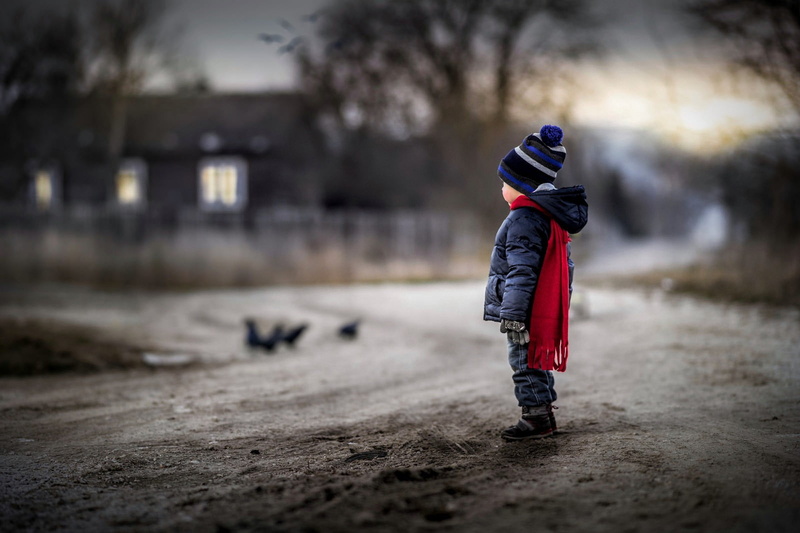 nature, rubber boot, 720P, outdoors, baby, polo, warm clothing, black, blurred, s, males, shirt, men, full length, clothing, innocence, snow, tree, childhood