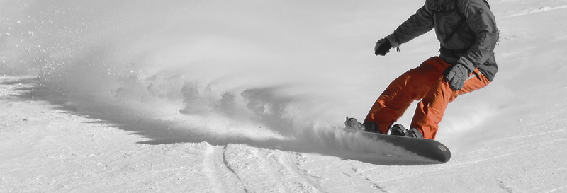 vacations, fast, speed, snow, ski-wear, drive, man, 5K, leisure activity, ride snowboard, mountains, winter, one person, snowboard, vitality, holiday