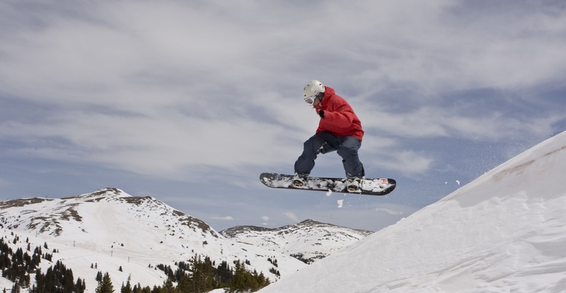 leisure activity, activity, snowboarding, man, mountain, riding, skill, men, snowboarder, extreme, action, cold temperature, extreme Sports, sport, skiing