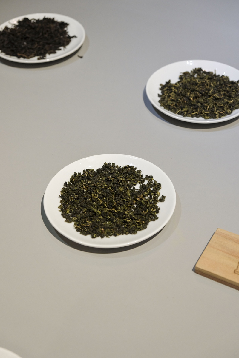 tea leaves, 4K, tea, plates, new taipei, kitchen utensil, tea set, indoors, bowl, close-up, green color, plant, freshness, herb, food and drink, high angle view