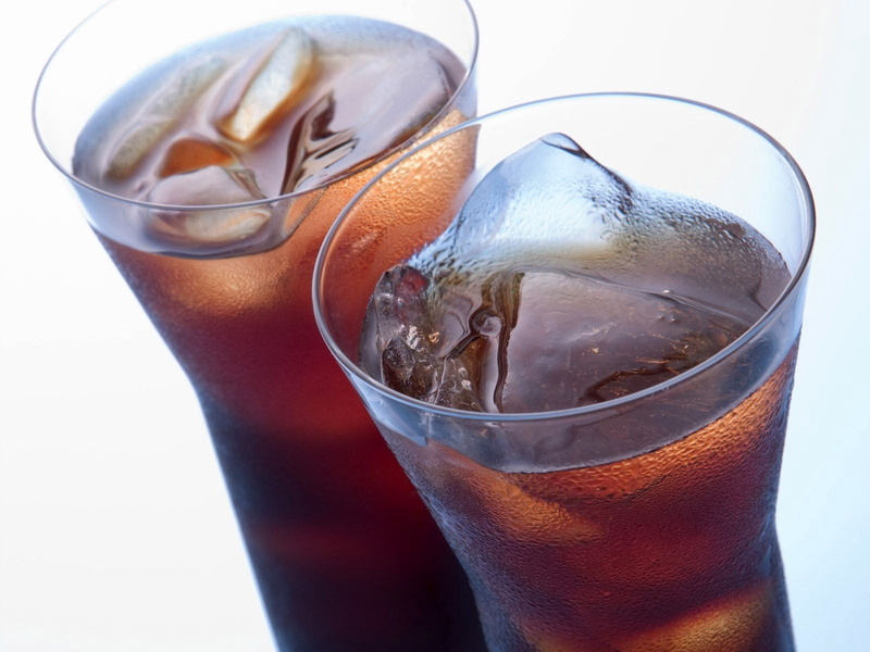 single Object, refreshment, freshness, cold - Temperature, close-up, frozen, backgrounds, coca-cola, cocktail, isolated, food and drink, liquids, ice, drop