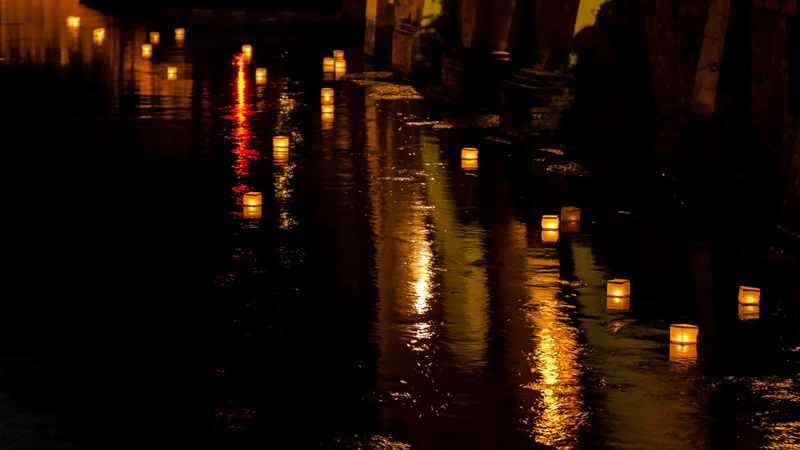 outdoors, 1080P, night, illuminated, reflection, no people, nature, building, transportation, lighting equipment, lantern, glass, river, architecture