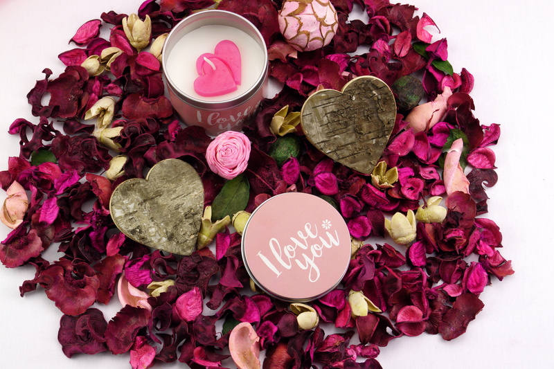 pink Color, decoration, still life, directly above, concepts, leaf, text, high angle view, votive, red, plant, gift, romance, love, herb, beauty in nature