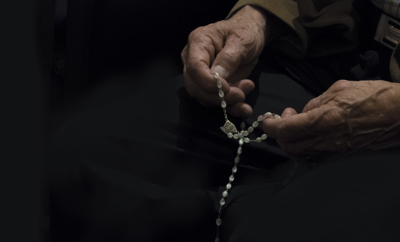hands, studio shot, close-up, old man, rosary, hand, adult, praying, cross, human body part, 4K, christian, religion, one person, belief, midsection, copy space