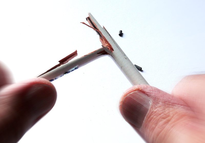 fragile, men, human Hand, one person, personal perspective, 1080P, destroyed, pressure, human body part, indoors, finger, hand, fragmented, day, broken