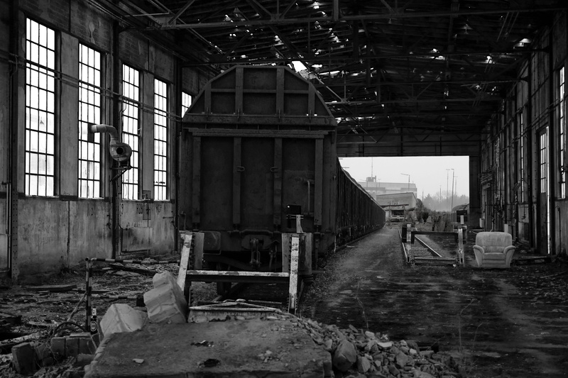 damaged, seemed, destroyed, built structure, industry, architecture, warehouse, off, buffer stop, old, destruction, factory, war, chair, ruined, dilapidated